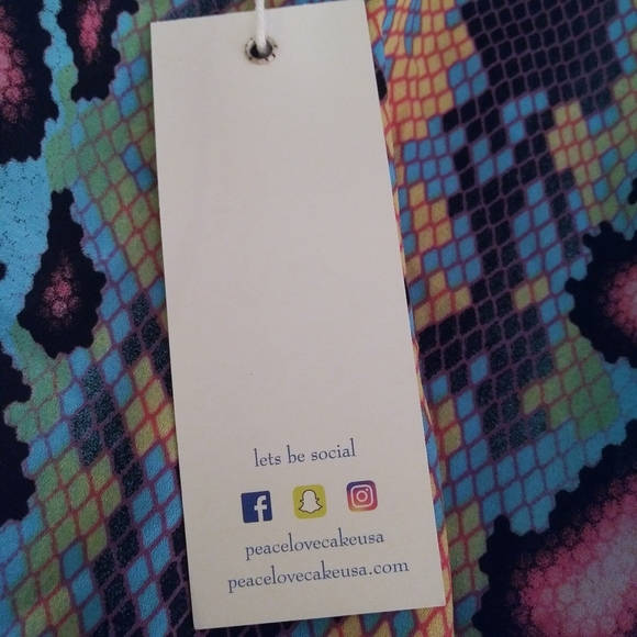 Peace Love Cake Multicolor Animal Print Sleeveless Blouse Front Knot Twist NWT - Picture 3 of 13